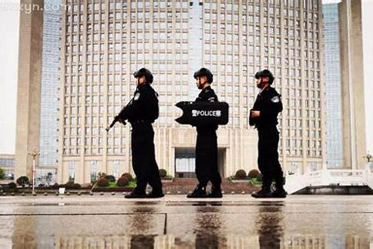梦见就熟人被警察带走