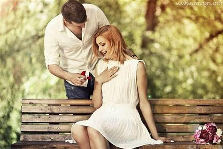 孕妇梦见自己结婚办婚礼是什么意思