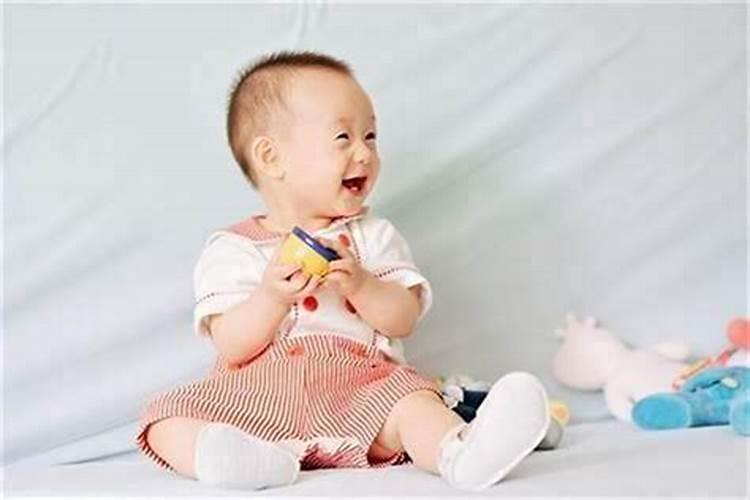 梦见自己生两个男孩子是什么意思 梦见自己生两个男孩子含义