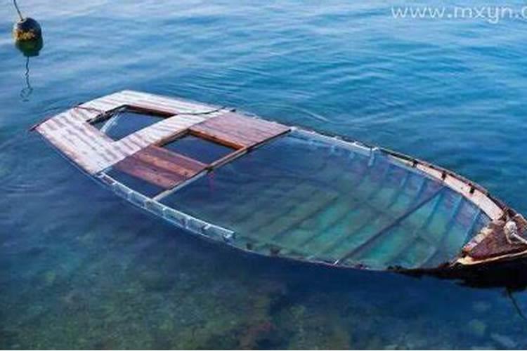 梦见大海或湖水是什么意思？做梦梦见大海或湖水好不好