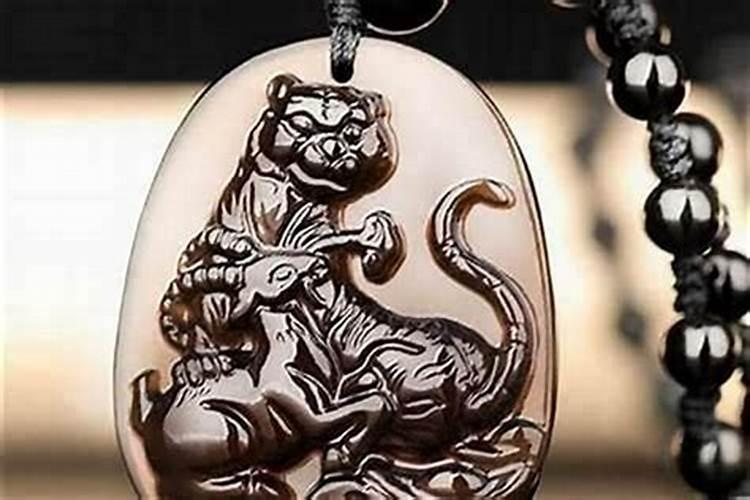 属虎的可以佩戴什么首饰,属虎的佩戴什么最旺财