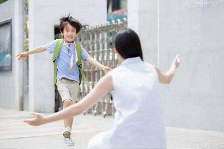 梦见放学走在回家的路上的预兆