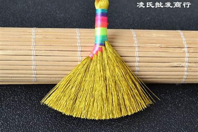 梦见死去的姥姥是什么意思