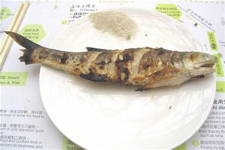 梦见吃鱼肉是什么预兆 周公解梦