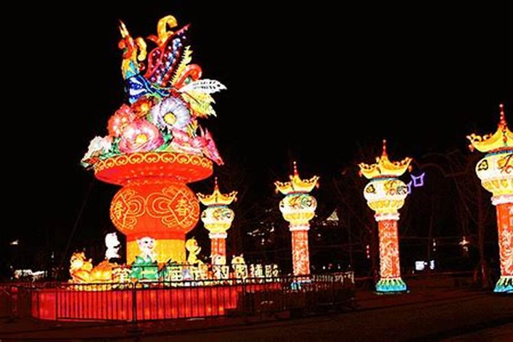 哪一年2月14日是正月初五