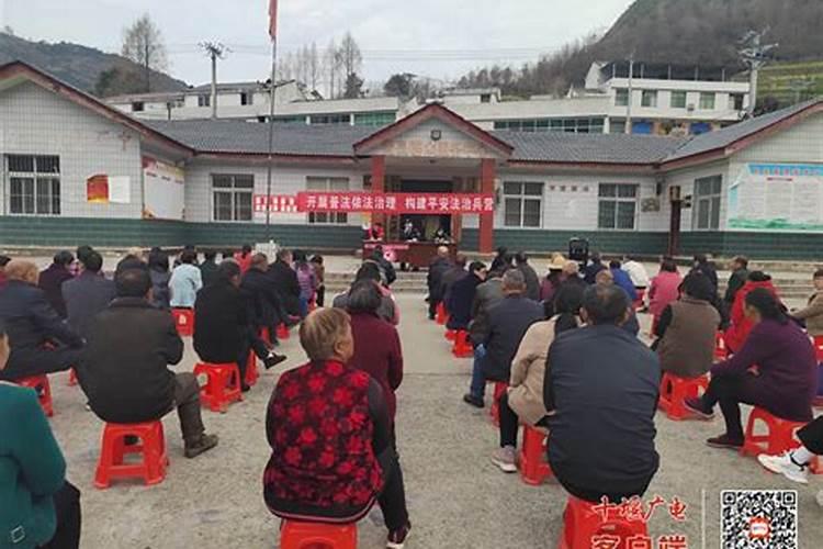 梦见父亲抬棺材杆子抬断了的预兆