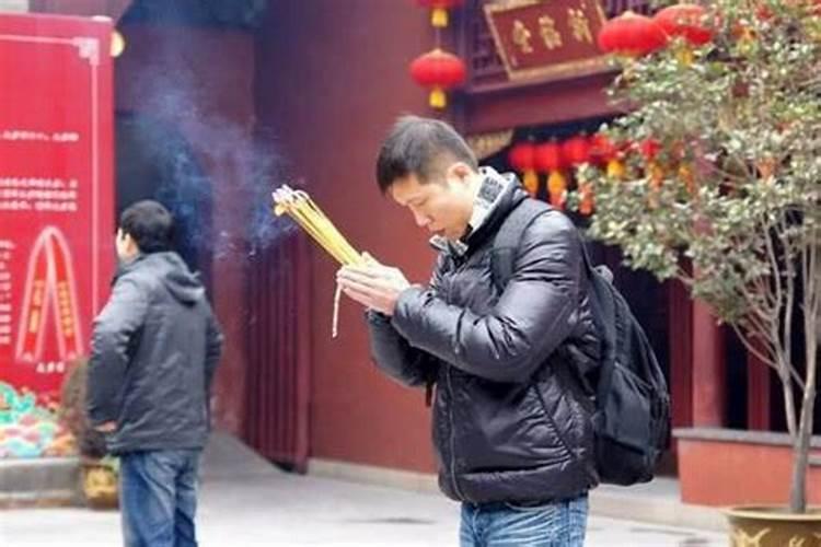 女人梦见水位上涨