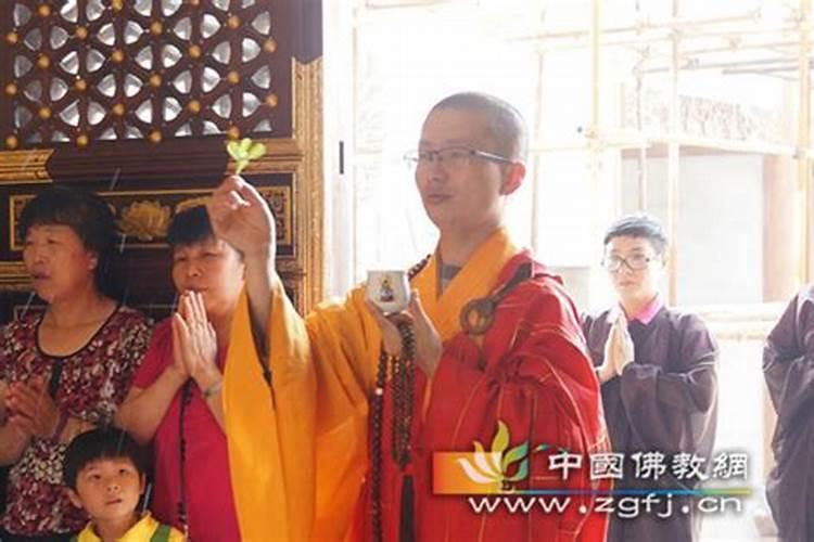 大年初一几点钟开大门
