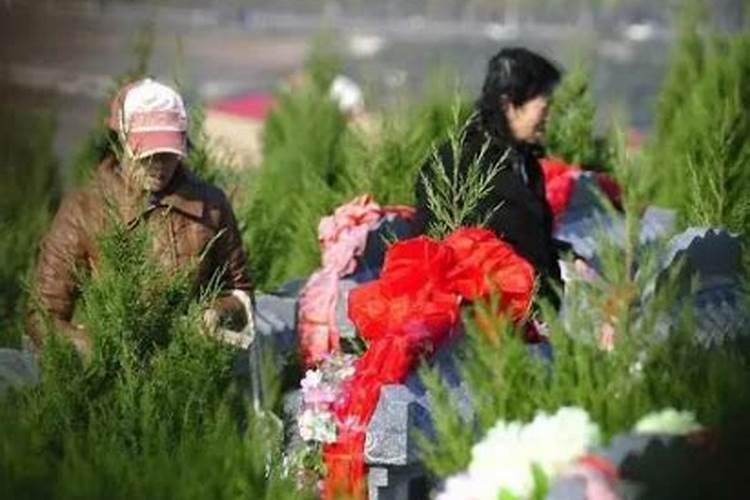 梦见棺材死人复活并开口说话 梦见棺材死人复活并开口说话的含义