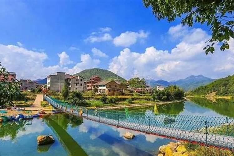 义乌鸡鸣山公园的简介