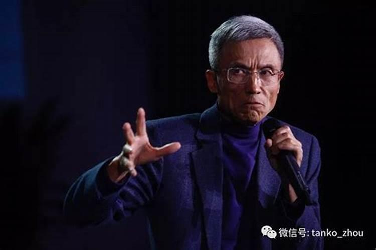 属蛇人2025年犯太岁的化解方法