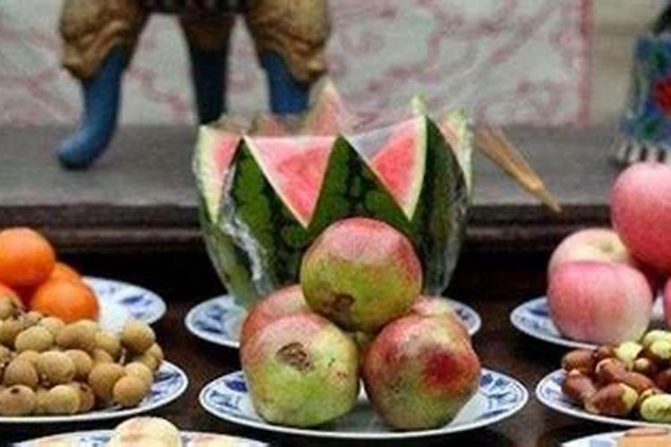 除夕晚上财神爷那里上什么供品好 大年三十财神爷上供吗