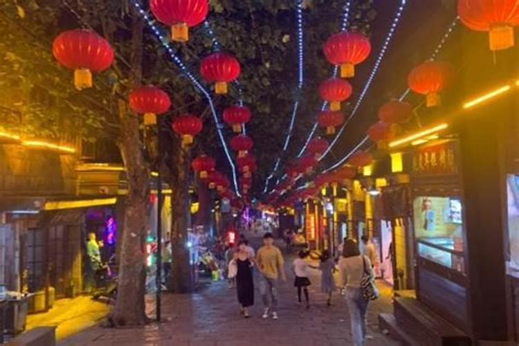 梦见车祸见血是什么意思