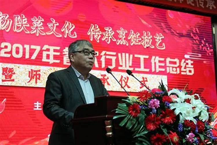 梦见老虎在家门口