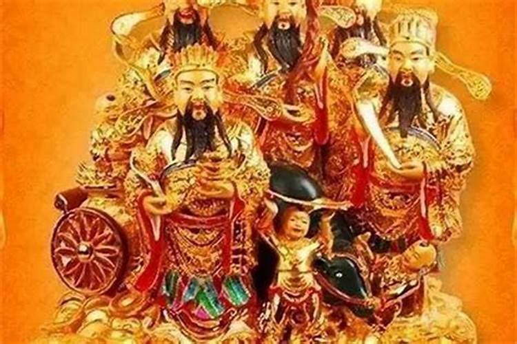 2025龙犯太岁吗