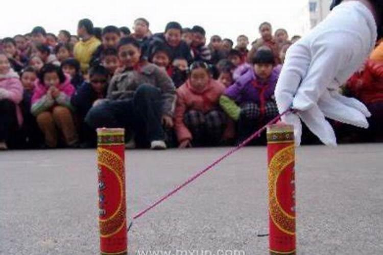 女人梦见别人放鞭炮是吉兆