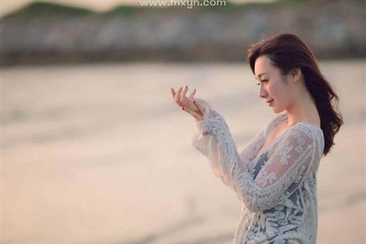 梦见好多人在一起吃饭预示着什么