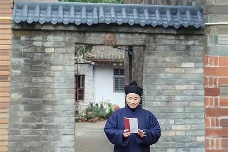 什么女命八字婚姻不好？