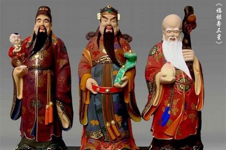 2025兔的幸运颜色