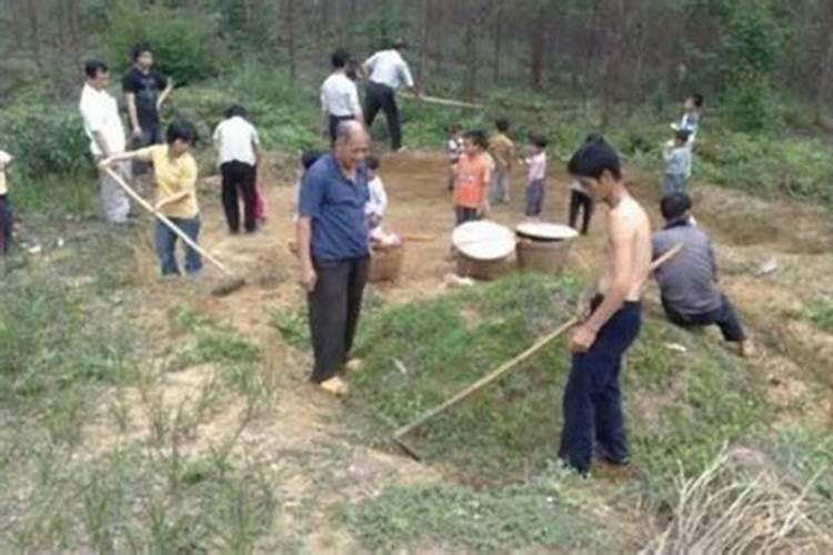 梦见裸睡女人是什么意思