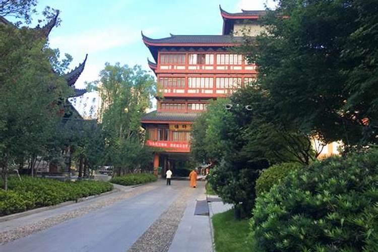 上海静安寺求姻缘,上海问姻缘求签到哪个寺庙