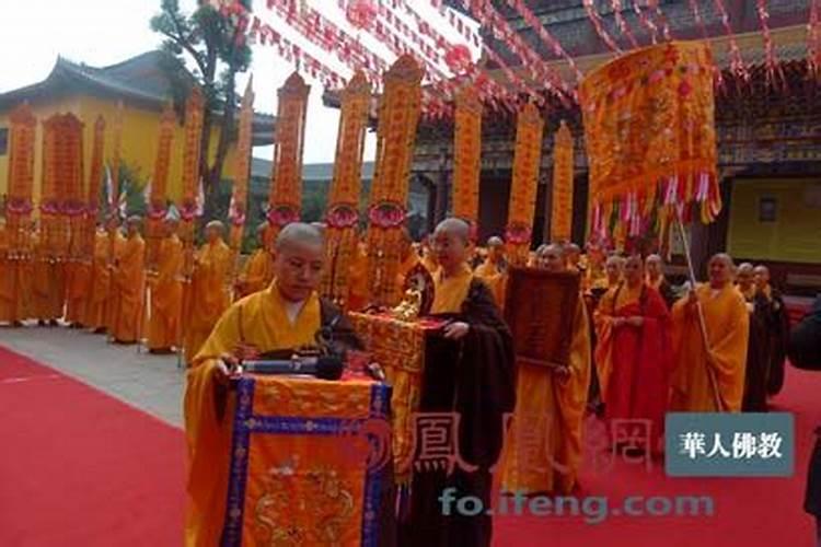 去贵阳东山寺应该怎么参观？