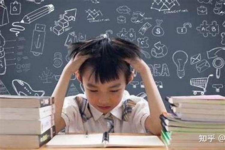 梦见参加婚礼吃饭是什么意思？