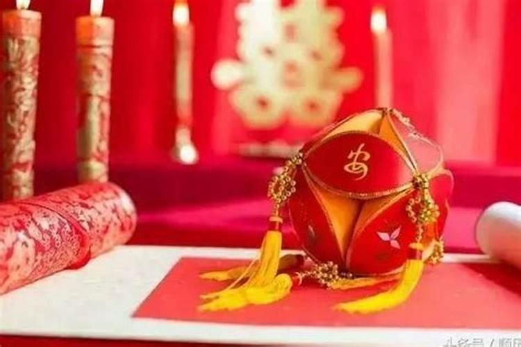 梦见自己被蛇咬了是什么征兆周公解梦