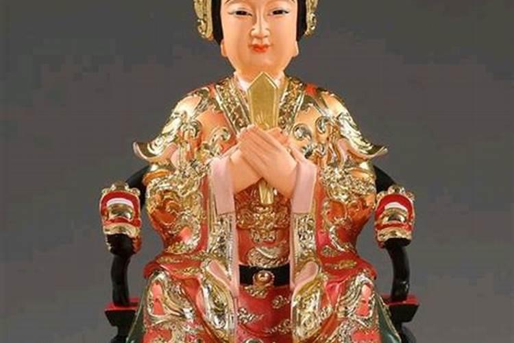 女人尾戒防小人的戴法