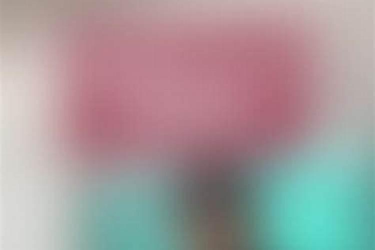 梦见和喜欢的女人拥抱的预兆
