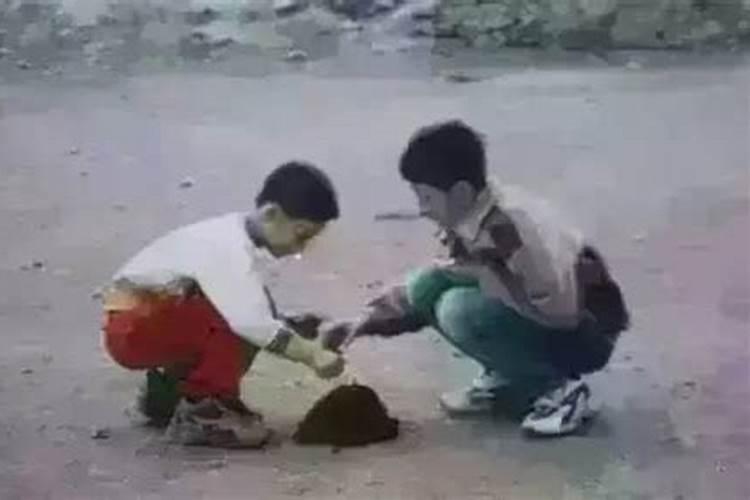 梦见表弟表妹瞧不起自己