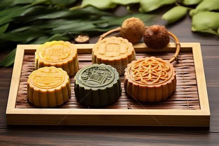 属蛇年犯太岁的四个属相