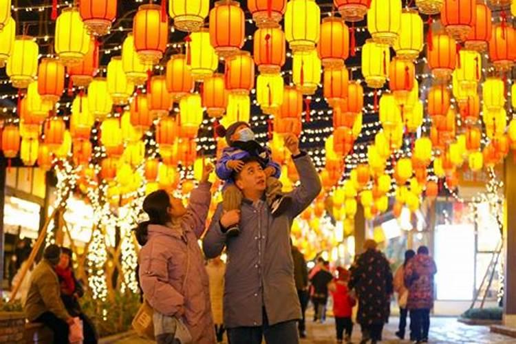 你了解哪种民间艺术？简单介绍一下.