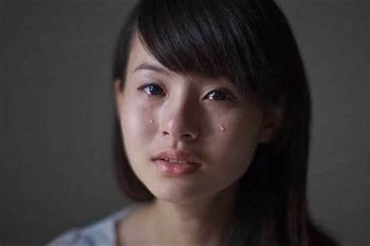 梦见红色棺材是什么预兆 女性