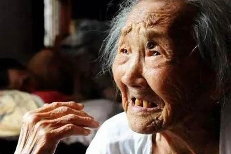 梦见死去的舅舅是什么意思