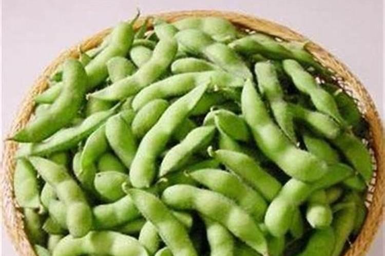 腊月是头年还是第二年？