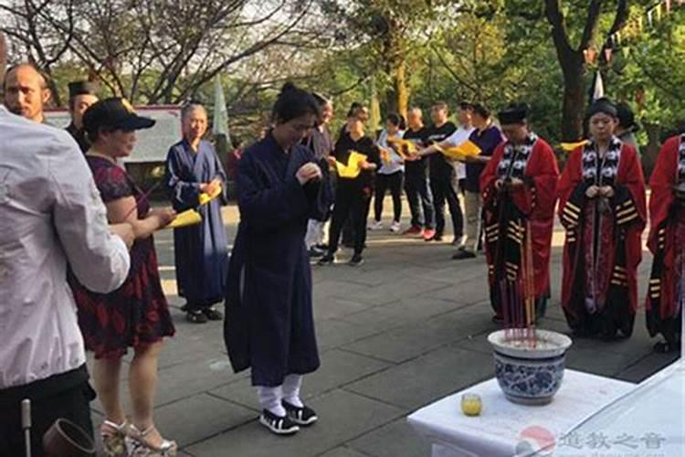 属老鼠和什么属相最配相克