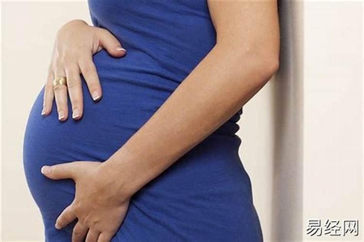 女人梦见自己怀孕是什么征兆？