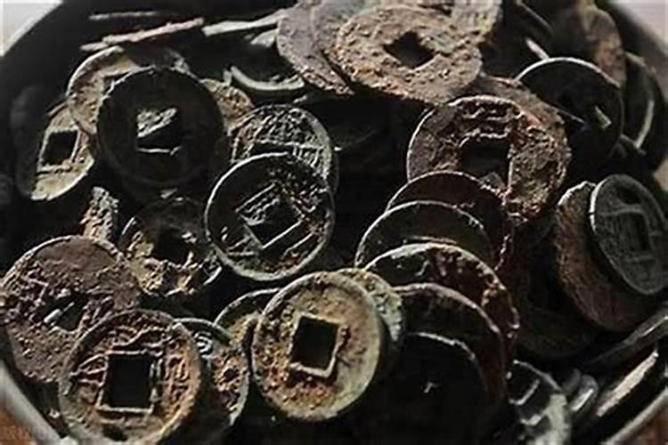 风悠悠的吹雨轻轻的下歌曲名字是什么？