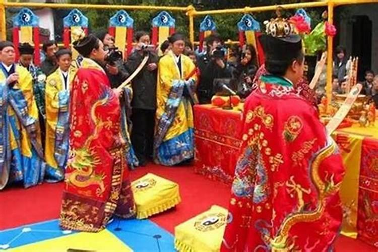 ...与桑松木女命婚配如何,男桑柘木命女大驿土命结婚