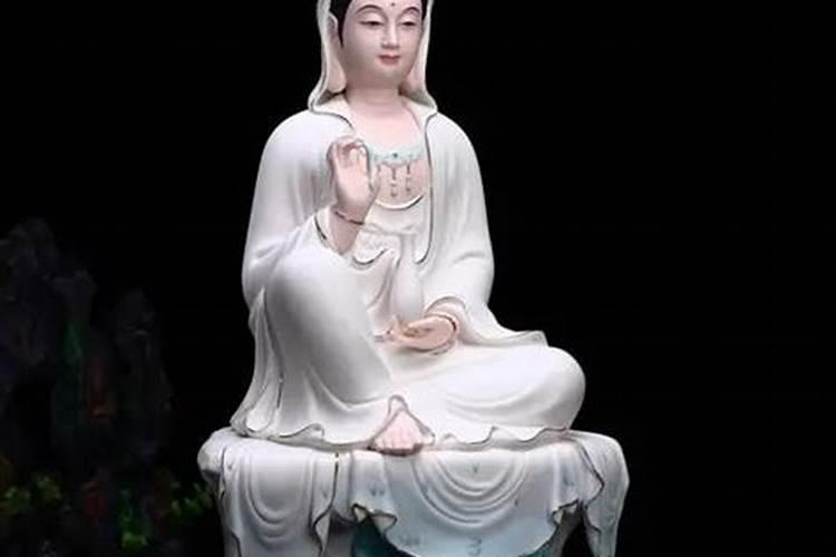 生辰石按阴历还是阳历？ 一到十二月生辰石查询