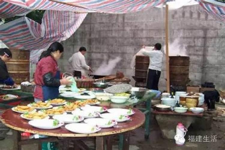 被别人梦见自己出车祸是什么意思？
