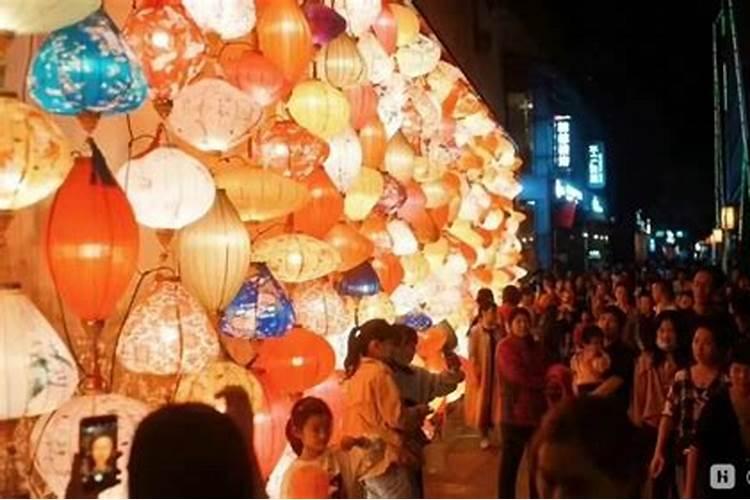 正月十五送灯放在哪里