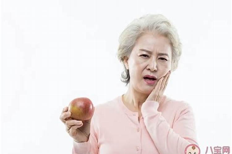 梦到掉牙家里必有亲人去世