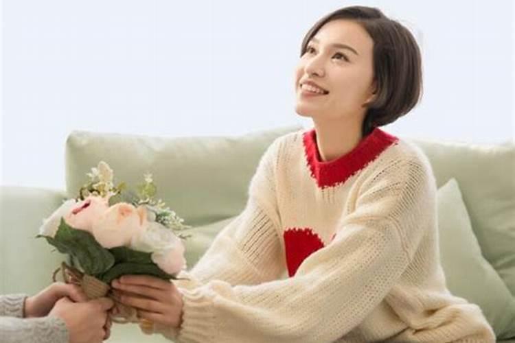 求大师看运程女属大龙阴历88年11月12日14点整出生看今年运程