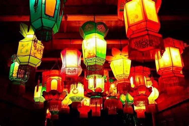 2025属龙犯太岁吗
