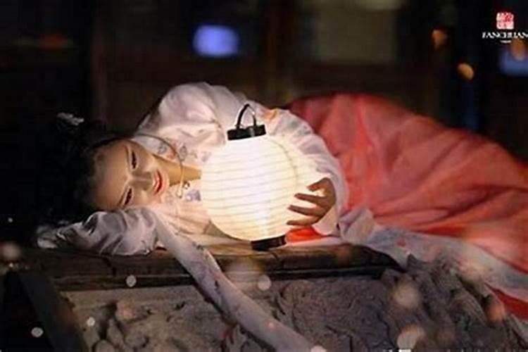 梦见遍地死老鼠是什么意思