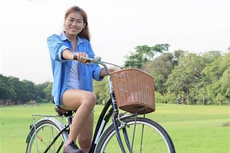 2025年属狗人的全年每月运势