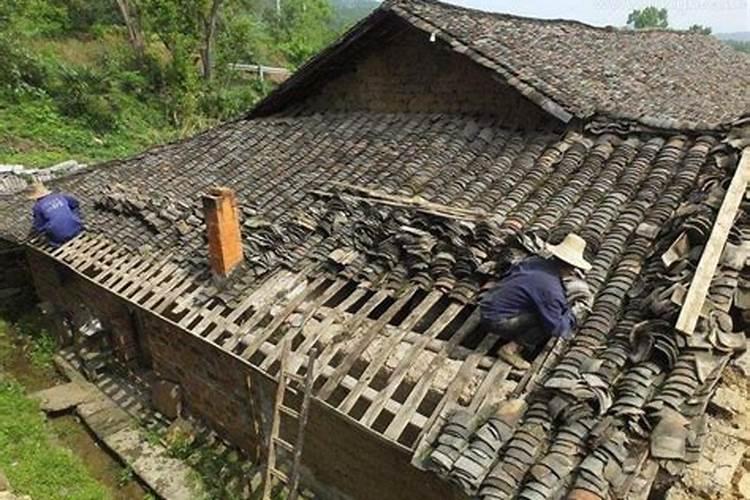 本命年什么时候穿红内裤系红绳,本命年红绳必须摘