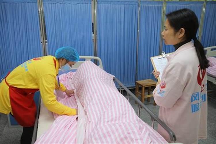 梦见和一个陌生女人很暧昧